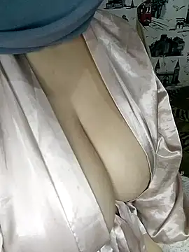 Snapshot of perfect_cums chatting on 18, 12, 2024 perfect cums online show from 18, 12, 2024