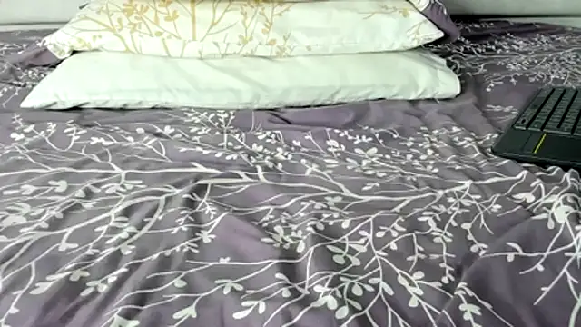 maybelline69 online show from 17, 11, 2025