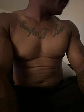 Snapshot of MidnightFlexxx chatting on 5, 7, 2026 MidnightFlexxx online show from 5, 7, 2026