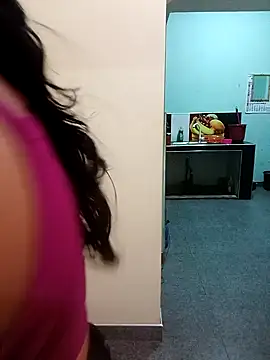 Snapshot of OneDisplay chatting on 12, 12, 2024 OneDisplay online show from 12, 12, 2024