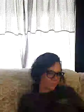 SidneyRaee online show from 3, 2, 2025