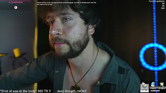 Snapshot of just_maxii chatting on 2, 10, 2025 just maxii online show from 2, 10, 2025