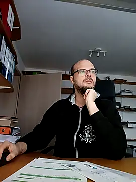Snapshot of JCF1987 chatting on 6, 1, 2026 JCF1987 online show from 6, 1, 2026