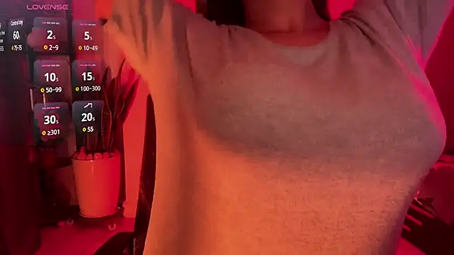 Snapshot of sumana24 chatting on 12, 1, 2025 sumana24 online show from 12, 1, 2025