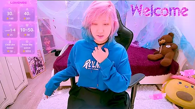 Akemilun online show from 19, 11, 2025