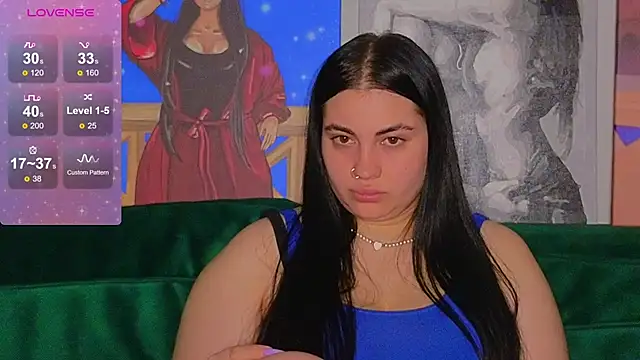 Snapshot of Nikki_Kardashian chatting on 11, 12, 2024 Nikki Kardashian online show from 11, 12, 2024