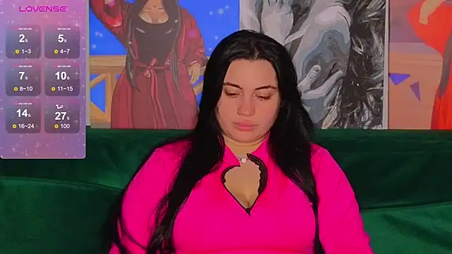 Snapshot of Nikki_Kardashian chatting on 21, 12, 2024 Nikki Kardashian online show from 21, 12, 2024