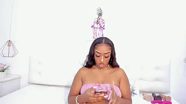 Snapshot of samanta_joness chatting on 4, 12, 2024 samanta joness online show from 4, 12, 2024