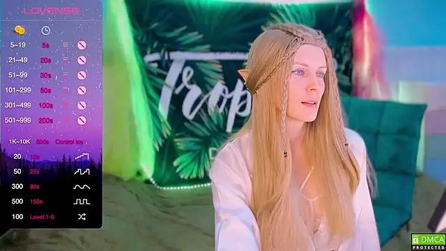 Snapshot of Flash_Summer chatting on 13, 12, 2024 Flash Summer online show from 13, 12, 2024