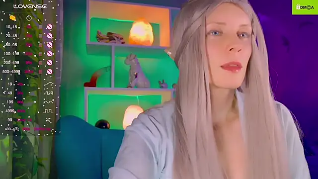 Snapshot of Flash_Summer chatting on 6, 10, 2025 Flash Summer online show from 6, 10, 2025