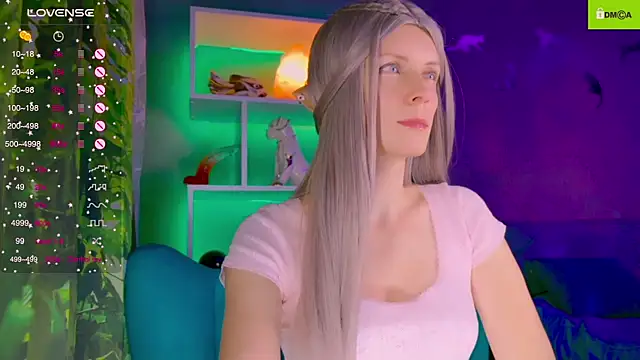 Snapshot of Flash_Summer chatting on 20, 10, 2025 Flash Summer online show from 20, 10, 2025