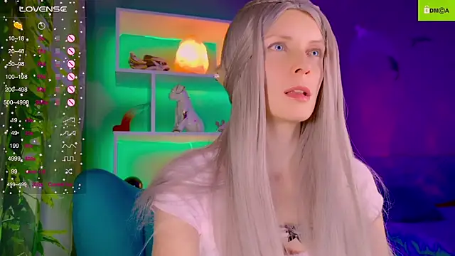 Snapshot of Flash_Summer chatting on 22, 10, 2025 Flash Summer online show from 22, 10, 2025