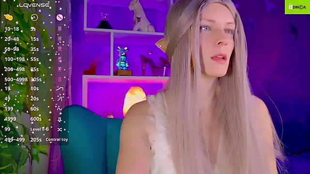 Snapshot of Flash_Summer chatting on 6, 11, 2025 Flash Summer online show from 6, 11, 2025