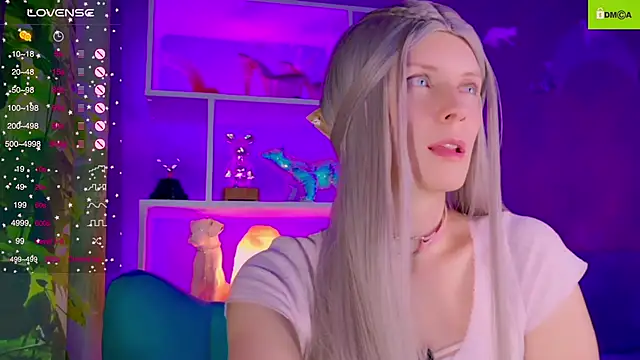 Snapshot of Flash_Summer chatting on 25, 11, 2025 Flash Summer online show from 25, 11, 2025