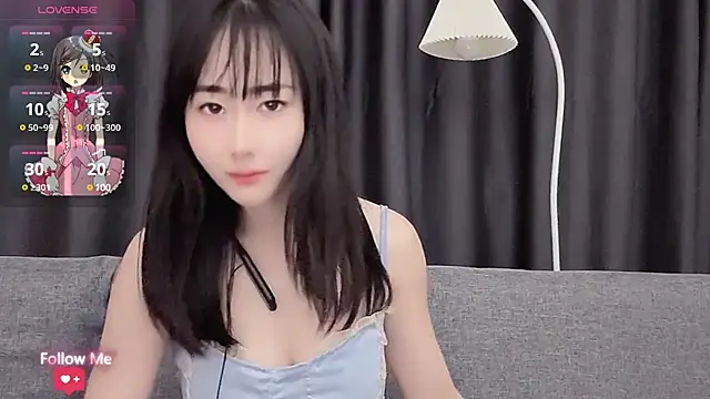 Snapshot of qiqi-- chatting on 13, 12, 2024 qiqi-- online show from 13, 12, 2024