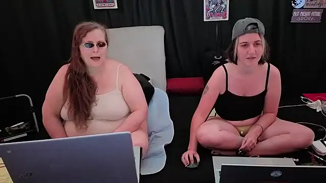 Sexy Mama-69 online show from 2, 11, 2025