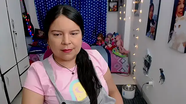 claryssa  online show from 17, 1, 2025