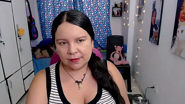 claryssa  online show from 15, 10, 2025