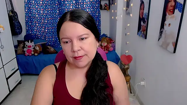 claryssa  online show from 27, 3, 2026