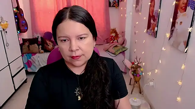 claryssa  online show from 22, 5, 2026