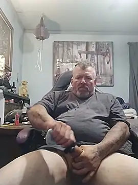 Snapshot of bigdoog8 chatting on 10, 6, 2026 bigdoog8 online show from 10, 6, 2026