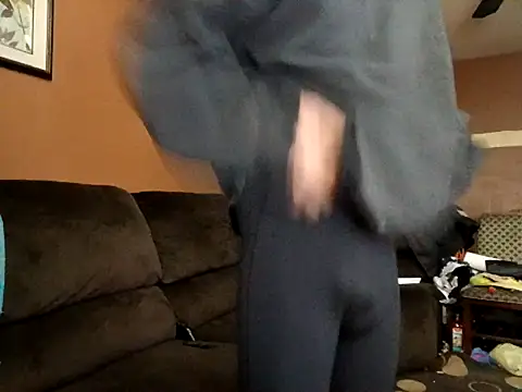 Snapshot of Hugebwc102 chatting on 20, 12, 2024 Hugebwc102 online show from 20, 12, 2024