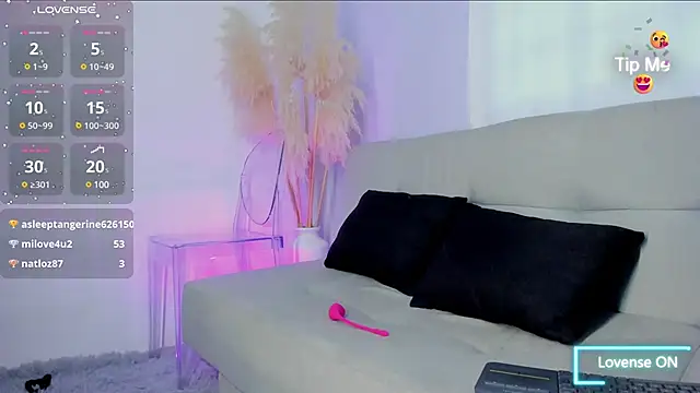 Snapshot of nika02_ chatting on 4, 3, 2025 nika02 online show from 4, 3, 2025