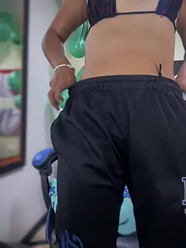 emily rosse04 online show from 3, 2, 2025