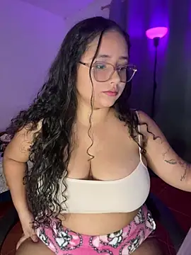 CurlyGirl 1 online show from 21, 3, 2026