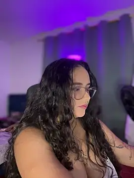 CurlyGirl 1 online show from 31, 3, 2026