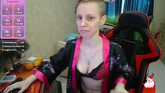 Alexis Gordon online show from 25, 1, 2025