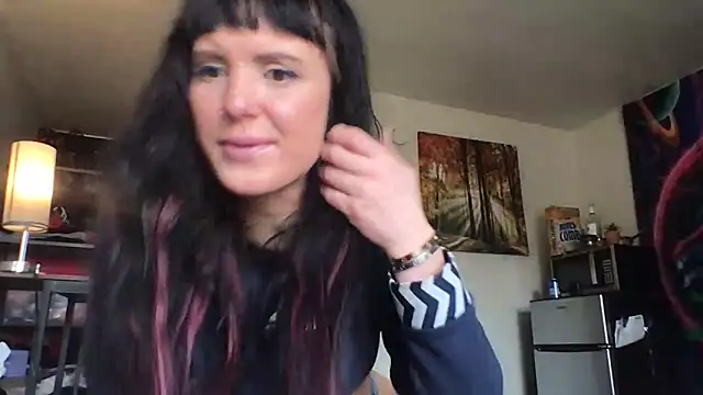 kittycatkendra online show from 2, 4, 2026