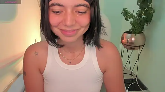 NicolRoss  online show from 2, 1, 2025