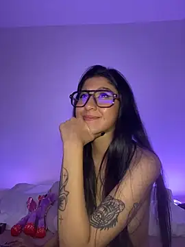 BubbleGumm  online show from 22, 3, 2025