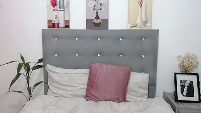 titsbiglovers online show from 12, 2, 2025