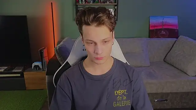 Snapshot of TeddyLiLboy chatting on 27, 11, 2025 TeddyLiLboy online show from 27, 11, 2025