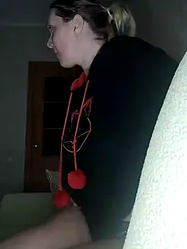 Snapshot of LeraSweet chatting on 1, 2, 2025 LeraSweet online show from 1, 2, 2025