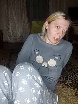 Snapshot of LeraSweet chatting on 15, 11, 2025 LeraSweet online show from 15, 11, 2025