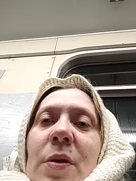 Snapshot of LeraSweet chatting on 16, 12, 2025 LeraSweet online show from 16, 12, 2025