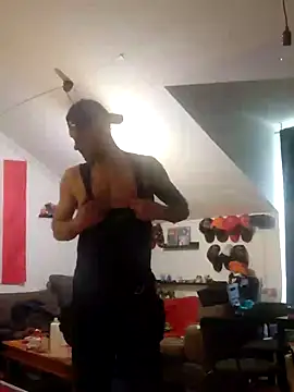 Snapshot of eltoulou chatting on 24, 1, 2025 eltoulou online show from 24, 1, 2025