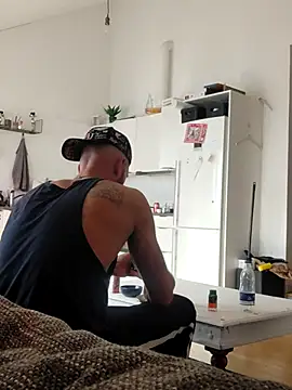 Snapshot of eltoulou chatting on 2, 3, 2025 eltoulou online show from 2, 3, 2025