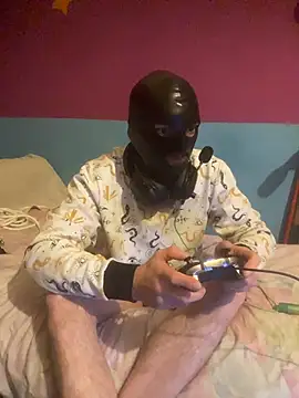 Snapshot of Markxen_cam chatting on 13, 12, 2025 Markxen cam online show from 13, 12, 2025