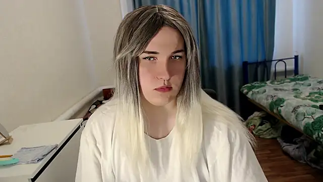 EvaMiron online show from 15, 4, 2026