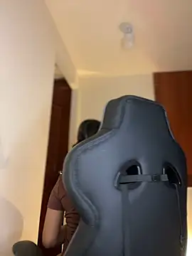 gretta kler1 online show from 19, 1, 2025