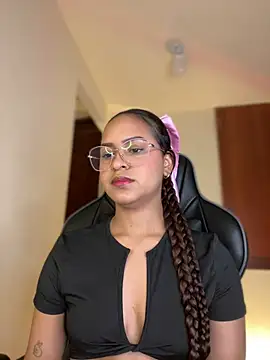 gretta kler1 online show from 19, 1, 2025