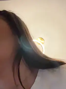 deliaroyal online show from 6, 3, 2025