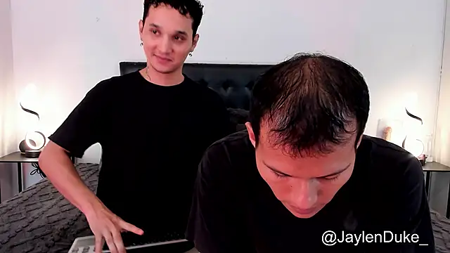 Snapshot of jaylen_and_duke chatting on 16, 11, 2025 jaylen and duke online show from 16, 11, 2025