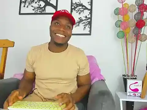 bigcock latin1 online show from 18, 2, 2025