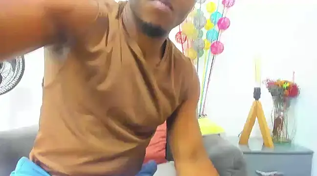 bigcock latin1 online show from 27, 2, 2025