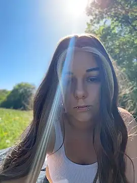 kinkygirl420x online show from 29, 4, 2026